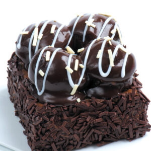 Siyah Profiterollü Kare Mono 